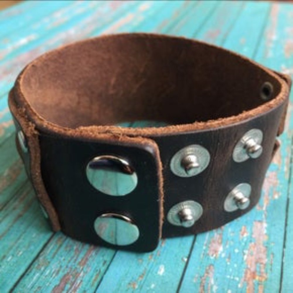 Woven distressed brown composite leather cuff - Picture 3 of 3